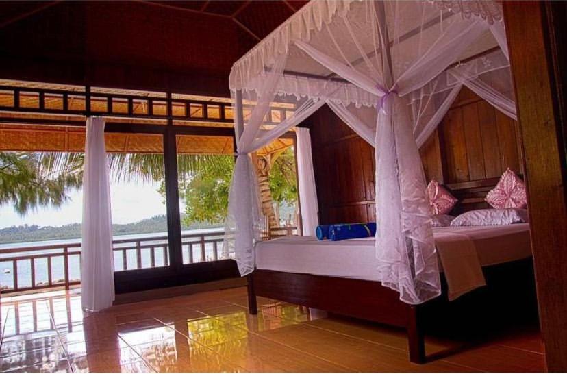 Angkayo Bolilanga Island Resort - Togean Island מראה חיצוני תמונה