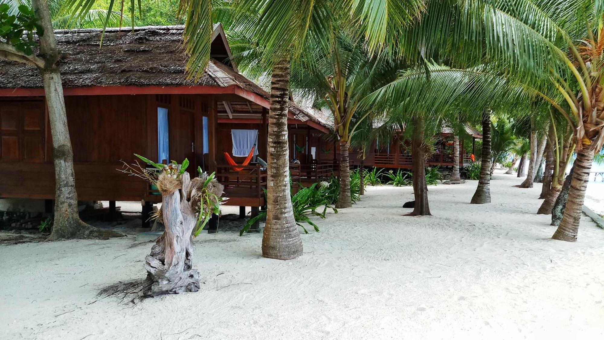 Angkayo Bolilanga Island Resort - Togean Island מראה חיצוני תמונה